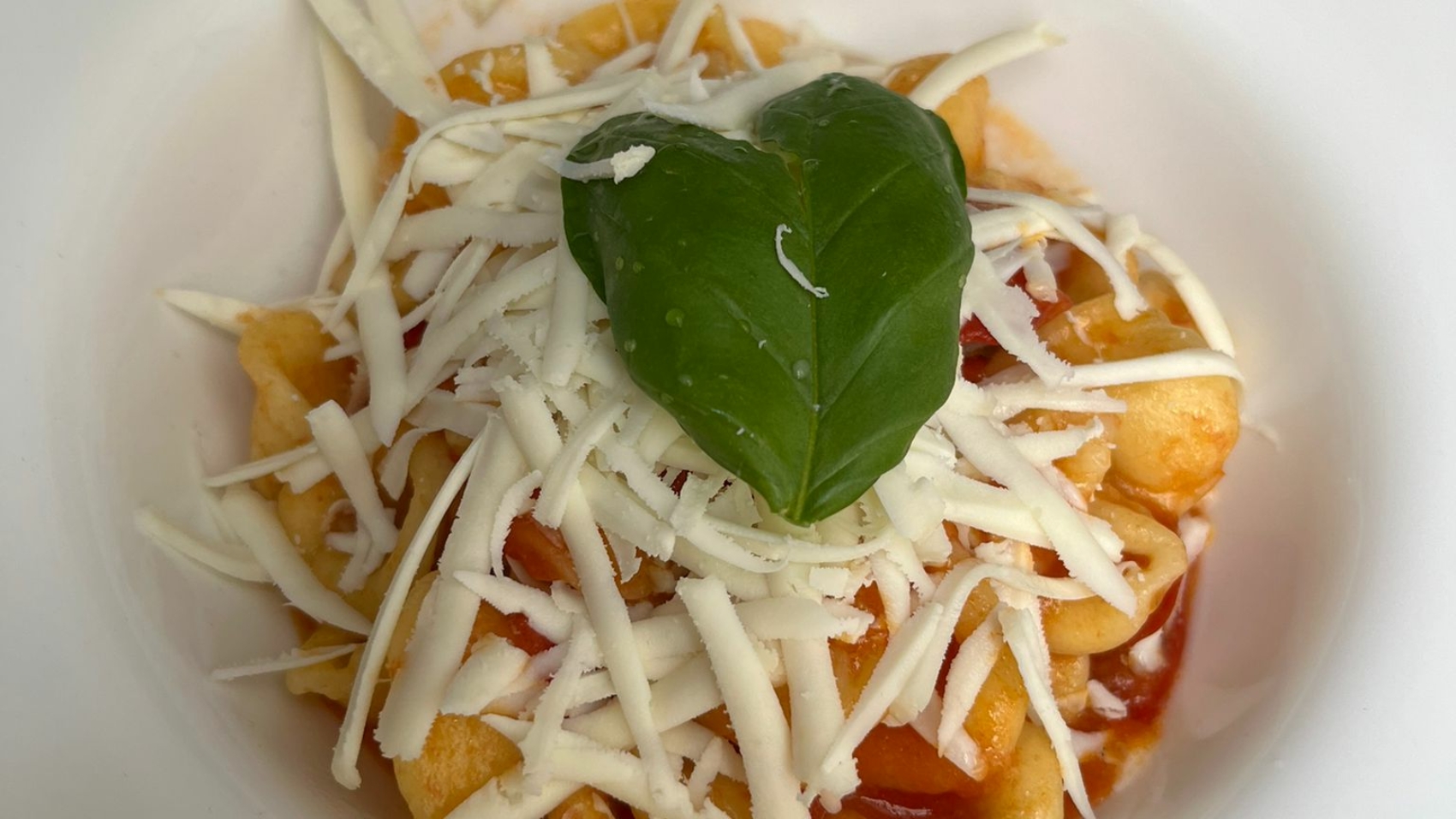 Orecchiette-pomodoro-cacioricotta